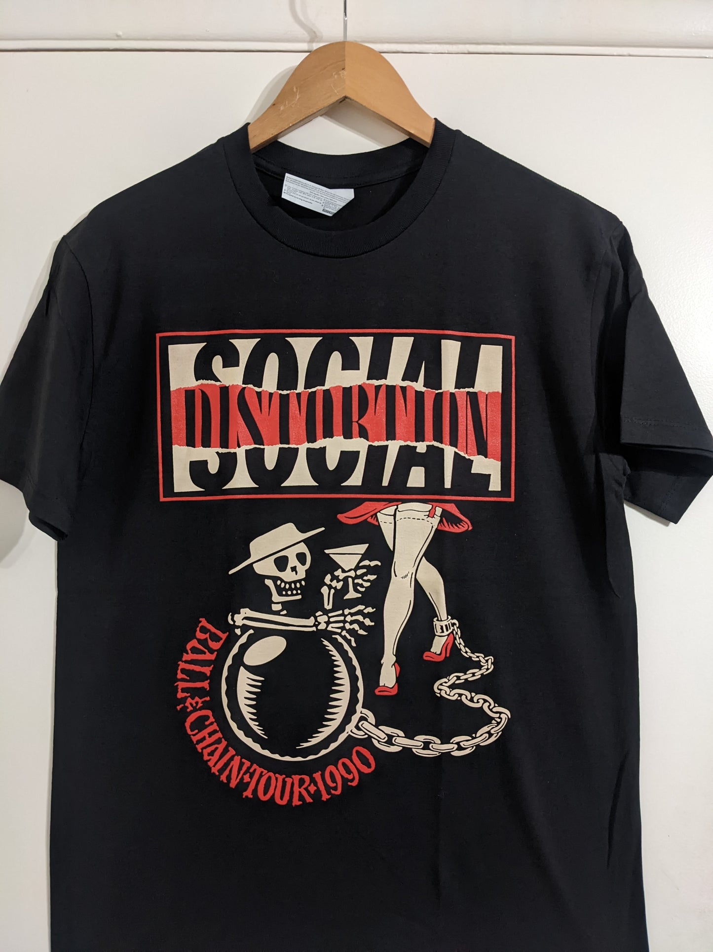 Social Distortion - Ball and Chain tee