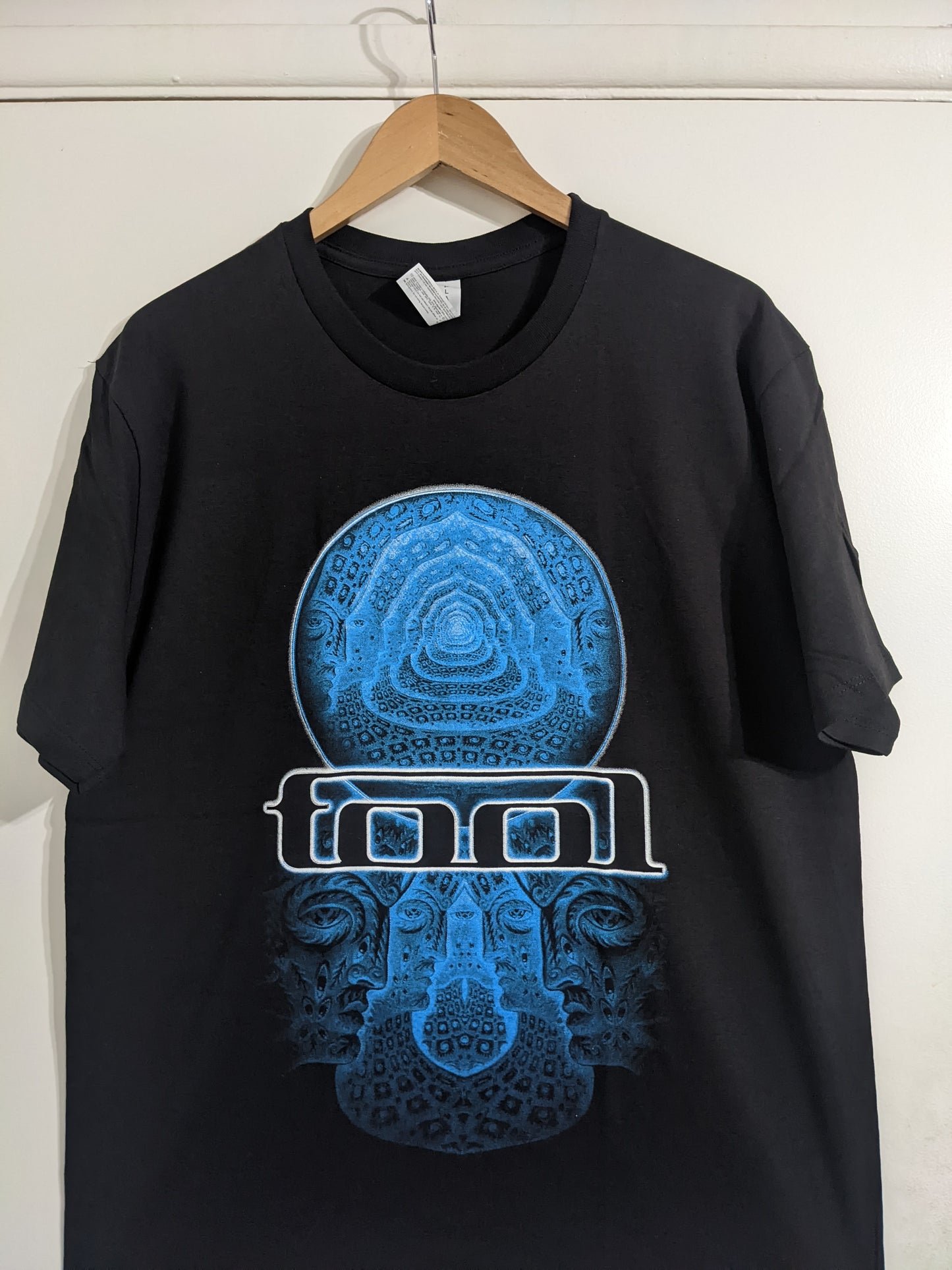 Tool - faces tee