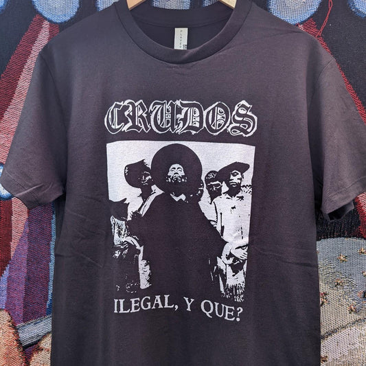 Los Crudos - Illegal Y Que tee